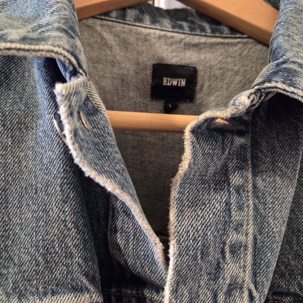 NWT Edwin Blue Denim Cropped Jacket - Picture 7 of 13